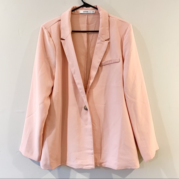 JustFab Jackets & Blazers - NWOT JustFab Blush Pink Single Button Blazer